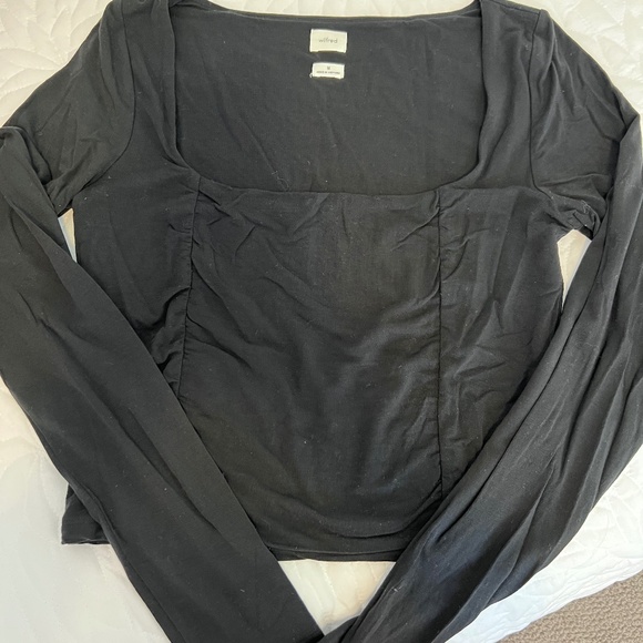 Aritzia Black Long Sleeve - Picture 1 of 3